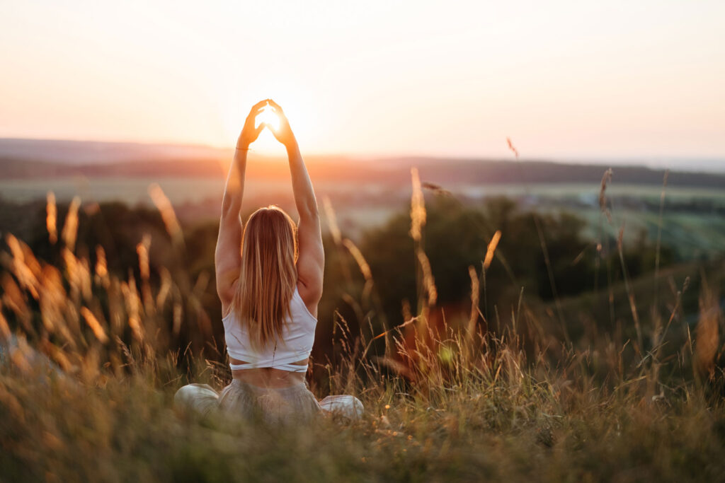 Entspannendes Outdoor-Yoga für Wellness und Erholung in Oberstaufen.